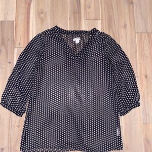Old Navy Daisy Printed V-Neck Blouse